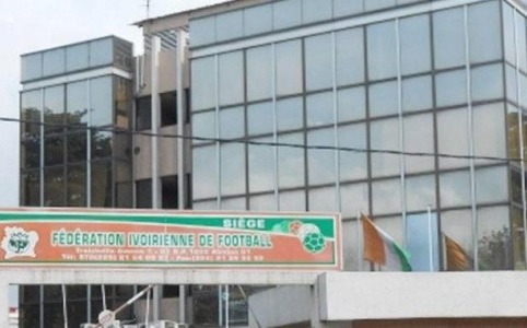 la CAF sanctionne la Fédération Ivoirienne de Football (FIF)