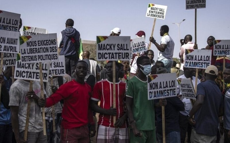 Sénégal : L’opposition réclame une date d’élection avant le 2 avril