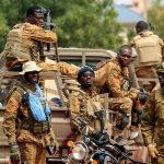 Burkina Faso : L&rsquo;armée neutralise plusieurs terroristes et saisit un important arsenal
